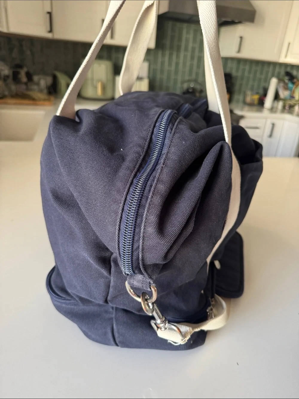 Lo and Sons Catalina Deluxe Tote